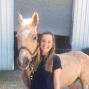 Meet your Posher, Alyson